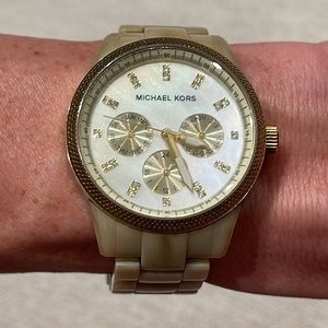 Michael Kors Cream / Tan / Beige Ceramic Ladies Watch